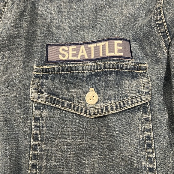 Women's WEAR By Erin Andrews Denim Seattle Seahawks Long Sleeve Button-Up Shirt - Picture 5 of 7